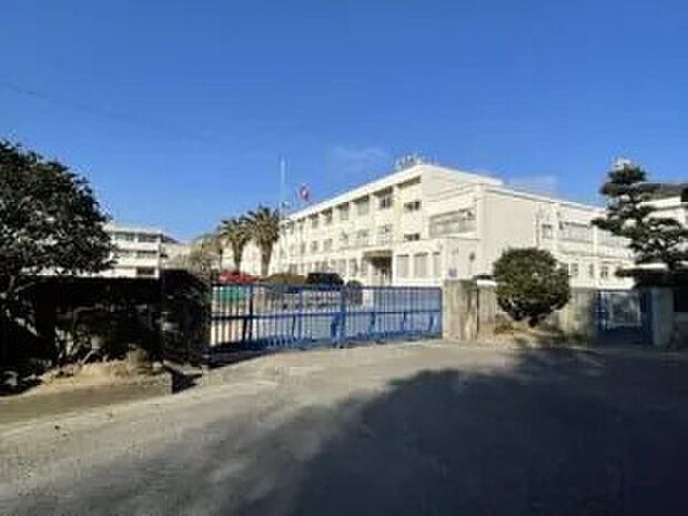 浅口市立鴨方中学校（約860m）