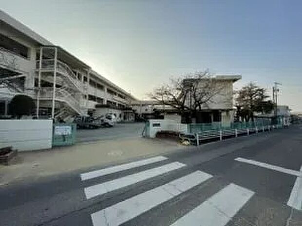 倉敷市立中島小学校（約960m）