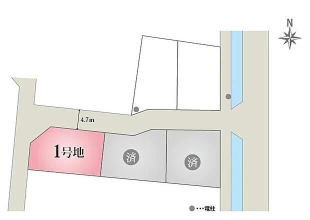 【全体区画図】分譲地内は道路幅4.7mのゆとりある設計で、角地の開放感も魅力。落ち着いた住環境の中で、心地よい新生活をスタートできる住まいです。