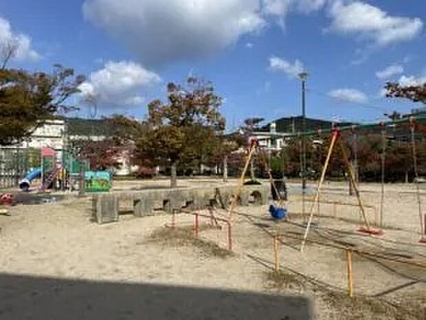 庚午第一公園（約400m）