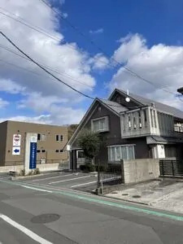 どい消化器内科クリニック(約530m)