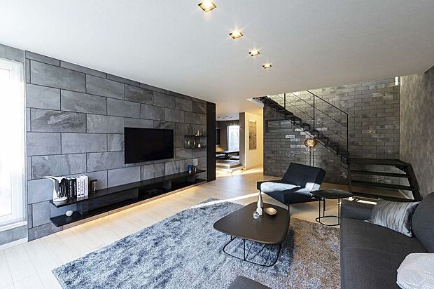 【参考インテリア】
シックな色味で統一されたキッチン＆ダイニング
※お客様のご希望に合わせてインテリアコーディネーターがご提案します