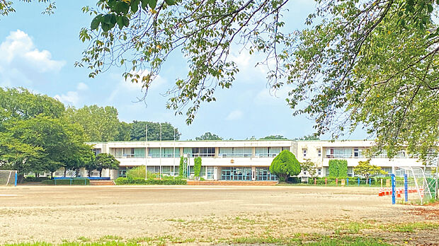 手代木南小学校