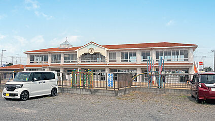 荒川沖幼稚園 約540m(徒歩7分)