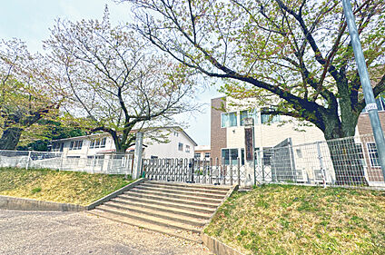 島名小学校 約1420m～1450m(徒歩18分～19分)