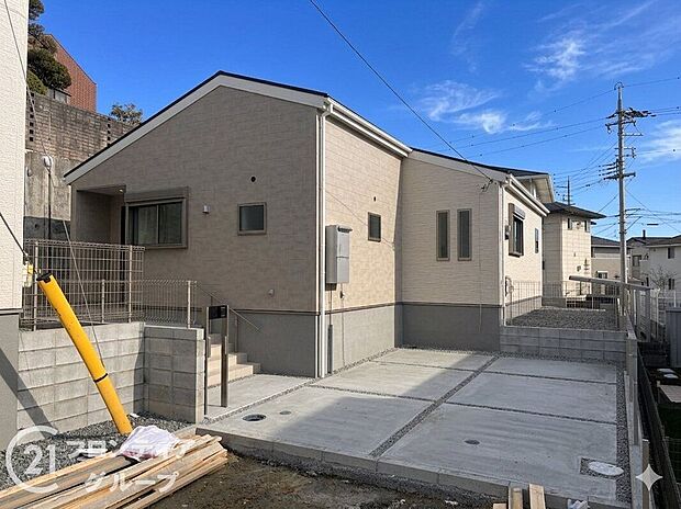 【5号棟】現地外観写真\資金計画のお悩みお任せください!/最新FPシステムを使った資金計画のシミュレーションや専属のファイナンシャルプランナーがお金回りの整理をお手伝いします!住宅ローンもお任せ♪