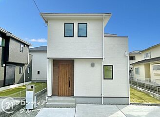 【新築の事ならフロンティアグループまで】LiGNAGE　奈良市中山町　全２区画 外観