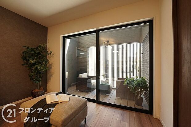 【施工例/デッキスペース】ファイナンシャルプランナーが資金計画をサポート!「ローンに不安がある」「いくら借入できるかわからない」という方、多数金融機関取り扱いのある弊社へご相談ください