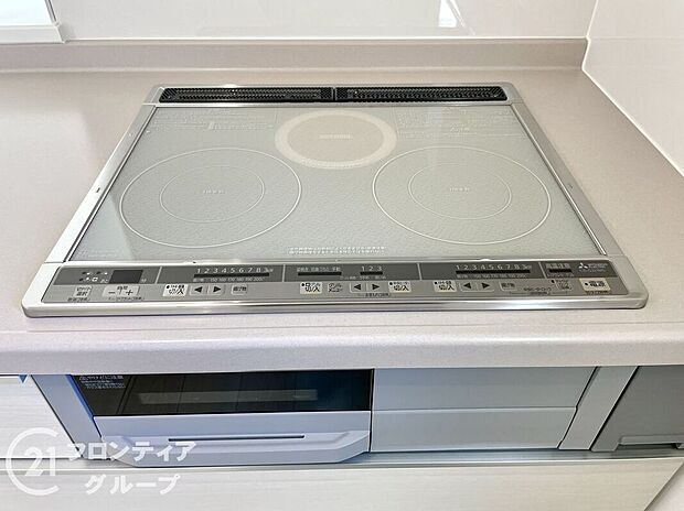 【その他設備】IHコンロは、火を使わないので安全性が高く、小さなお子様がいる家庭でも安心して使えます。