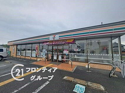 セブンイレブン奈良秋篠町店 590m