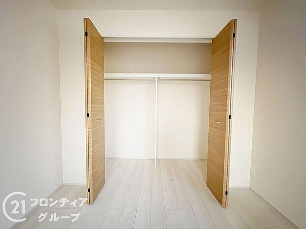 【収納】充実した収納スペースなので、お子様が大きくなって、荷物が増えてもたっぷり収納しておけますね