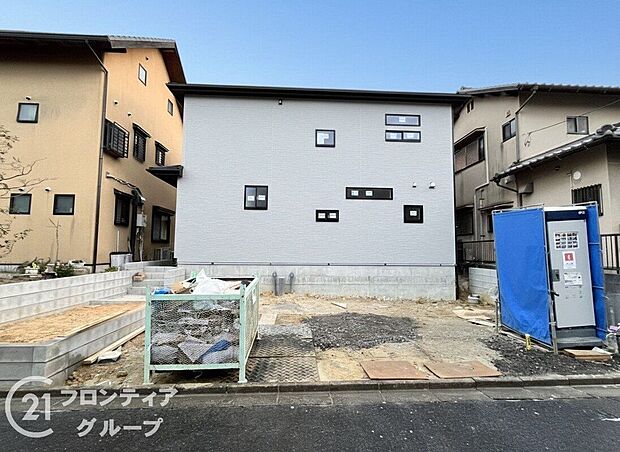 【外観】現地写真更新！現地の説明はもちろん、モデルハウスご見学も可能！同社施工物件をご見学していただきますので、実際に使用される設備やお家の雰囲気などをご確認ください