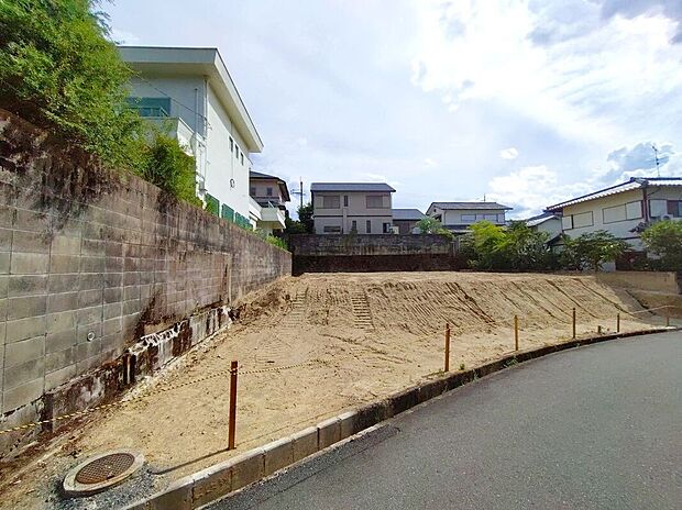 【外観】【現地写真】現地ご案内とともに住宅ローンのご相談も承ります!当社は多数融資銀行の取扱いあり。お客様それぞれにピッタリの融資先をご提案!【住宅ローン相談のみも大歓迎】
