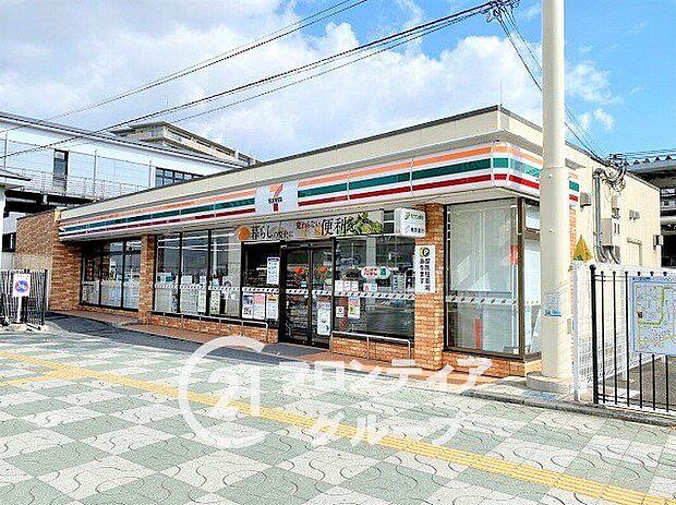 セブンイレブン大和郡山高田町店(約630m)