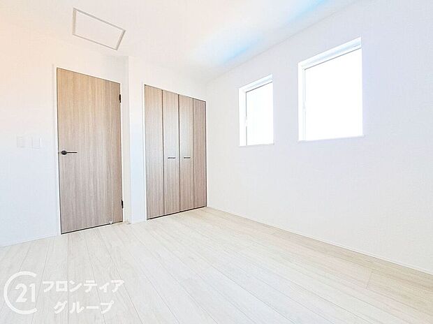 【子供部屋】子ども部屋や寝室に用途多彩な明るい洋室