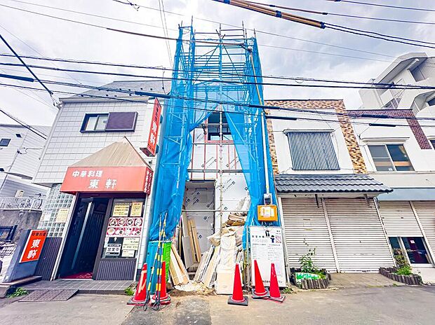 2026年6月完成予定です。詳細はお気軽にお問い合わせください。現地のご見学も可能です。現地（2026年4月）撮影