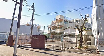 三鷹市立第六中学校 802m(徒歩11分)