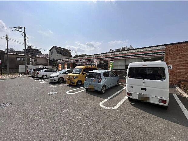 コンビニ（約300m）