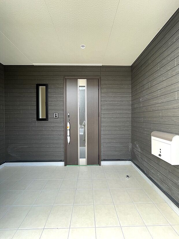 【玄関】同社施工例写真