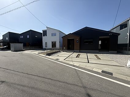 前面道路は6.0ｍ