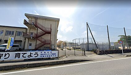 河瀬小学校 約1000ｍ