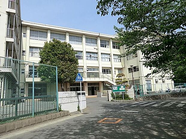 鎌倉市立玉縄中学校(約850m・徒歩11分)