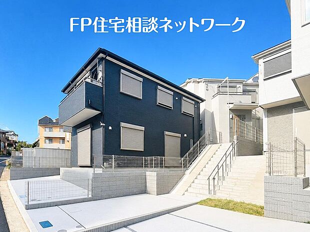 駅徒歩圏の利便性と落ち着いた住環境を両立。陽当たりと風通しに恵まれた快適な住まいで、新しい暮らしを始めてみませんか。