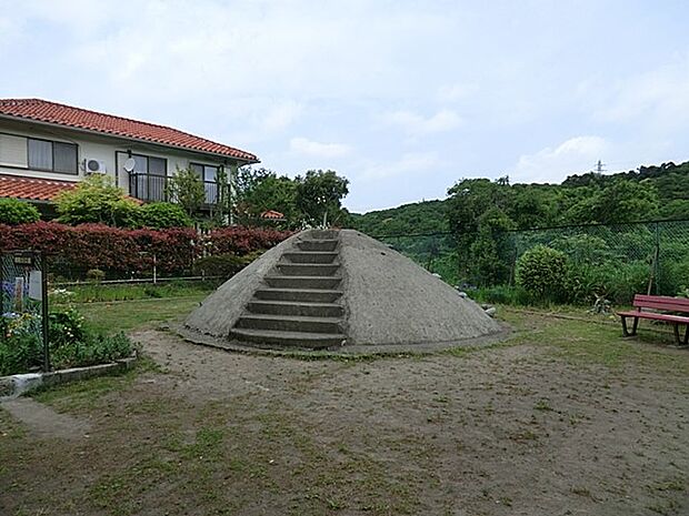 ハイランド朝陽丘公園（約800m・徒歩10分）