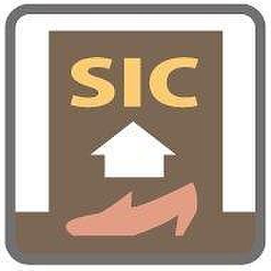 【非公開】【シューズインクローゼット】靴や雨具、アウトドア用品、ベビーカーなどあると便利な収納スペースです。