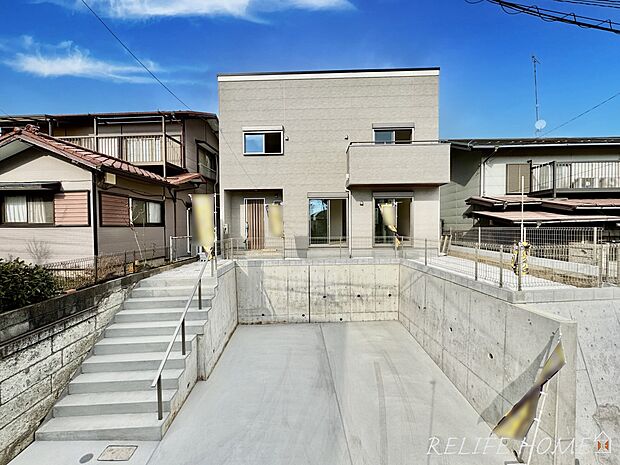 閑静な住宅地で子育て家族にピッタリ。緑に恵まれたエリアで、自然に包まれた穏やかな暮らしを実現するための、ゆとりある住環境が整っています。