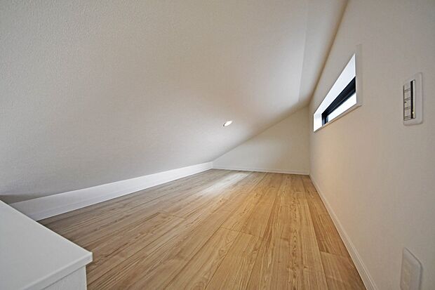 【収納】ロフトは収納として使っていただくのはもちろん、趣味のスペースとしてご利用していただくこともできます♪
