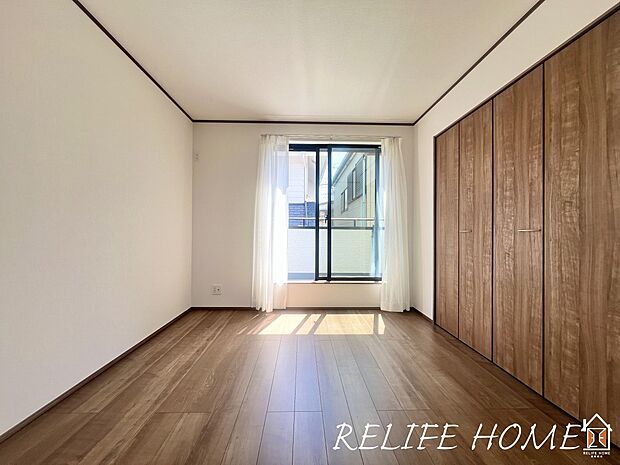 【リビング以外の居室】■Style room■ 落ち着いた雰囲気のプライベートルームはシンプルでスマートな空間。ご家族一人一人が快適に過ごせるゆったり快適な居室。
