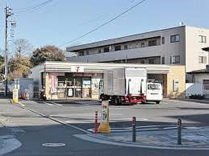 セブンイレブン横浜神大寺4丁目店 130m(2分)