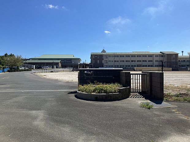 岡崎中学校（約2,900m）