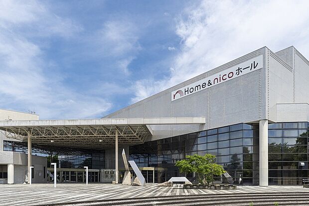 Home&nicoホール(江南市民文化会館)(約440m)