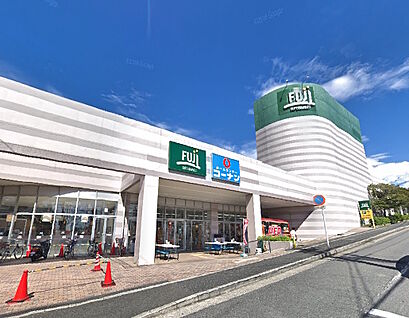 uji上野川店 813m