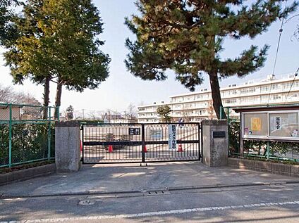 町田市立町田第四小学校 884ｍ(徒歩12分)