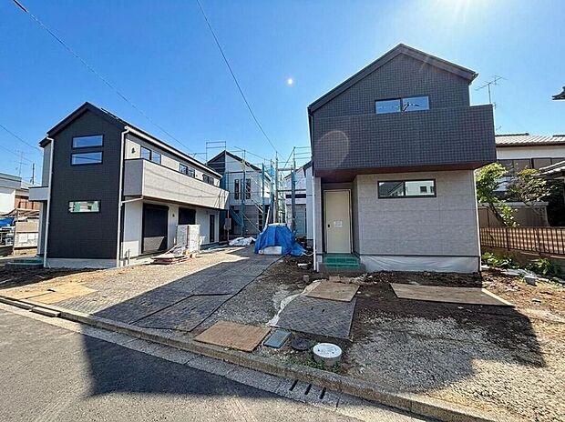 【前面道路含む現地写真】【現地】※【類似外観同仕様】施工例のため分譲中の内観とは形状・仕様が異なります。