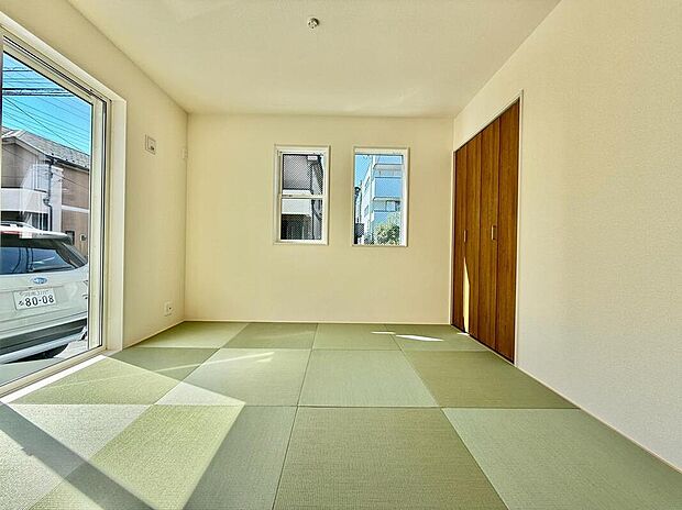 リビング横の畳スペースで、お子様を遊ばせる場所にどうでしょう