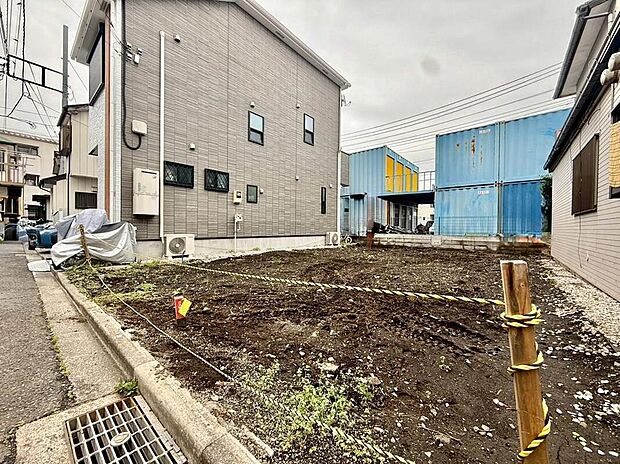【現地写真】小学校徒歩9分、中学校徒歩11分、公園徒歩6分とお子様の通学に安心な距離！