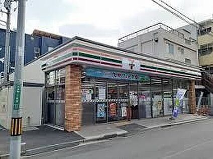 セブン-イレブン 北浦和駅東店 290m(徒歩4分)