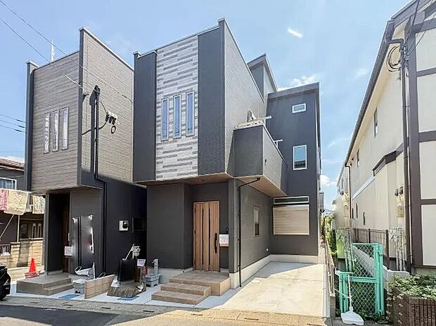 【【現地外観写真】】こちらの物件が少しでも気になるようでしたら、お気軽にお問合せください。人生でいちばん大きなお買い物ですので、ゆっくりご見学ください。ネット上の画像と実際の見学では、リアル感がまるで違います。