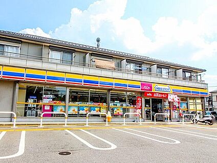 ミニストップさいたま奈良町店 400ｍ(徒歩5分)