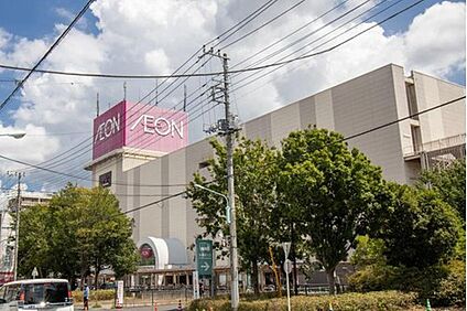 イオン大宮店  550m(徒歩7分)