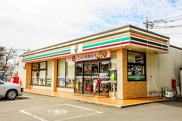セブンイレブンさいたま春岡店(約541m)