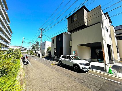 前面道路含む現地写真