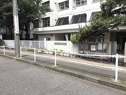東久留米市立中央中学校 550m(徒歩7分)