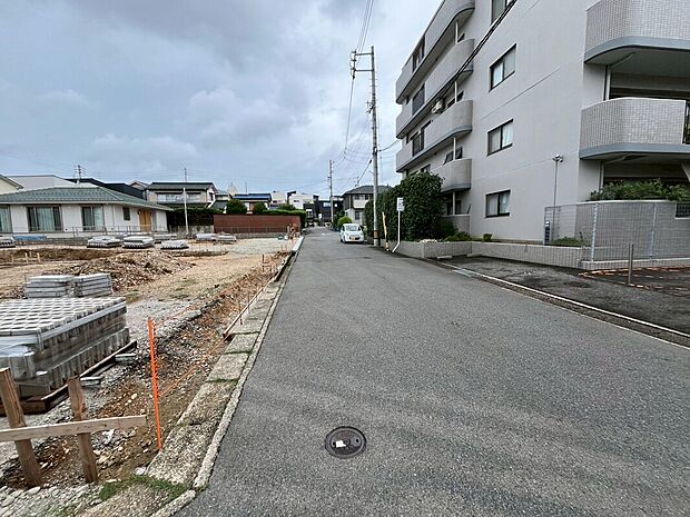 前面道路
2025年7月撮影