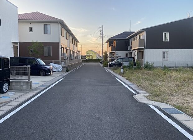 前面道路　
2025年10月撮影