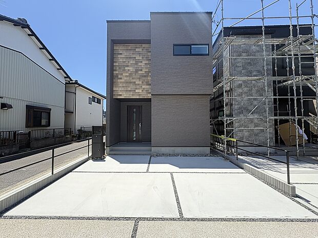 B号棟現地写真
■内覧可■
お気軽にお問合せ下さいませ。